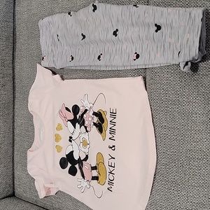 Mickey & Minnie Capri set